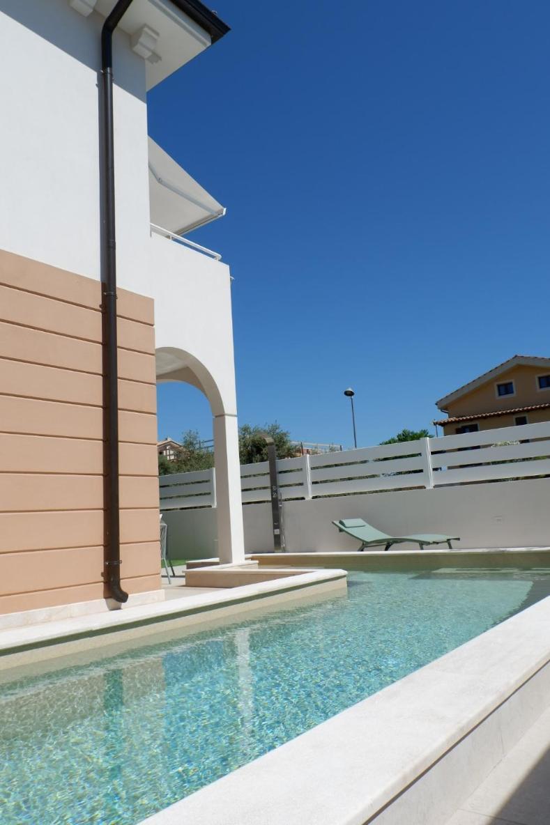 Calypso Luxury Pool&Spa Apartment Pula Exterior photo